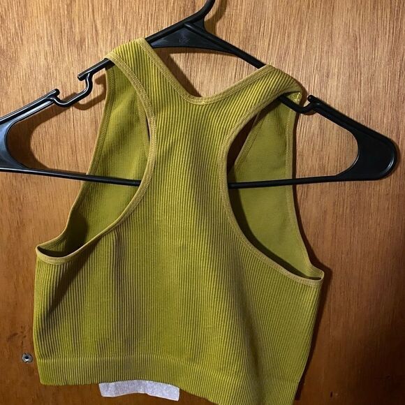 SEAMLESS ribbed racer back - Picture 2 of 2